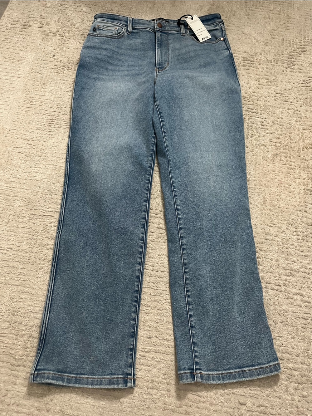 Judy Blue Medium Wash Straight Leg Jeans